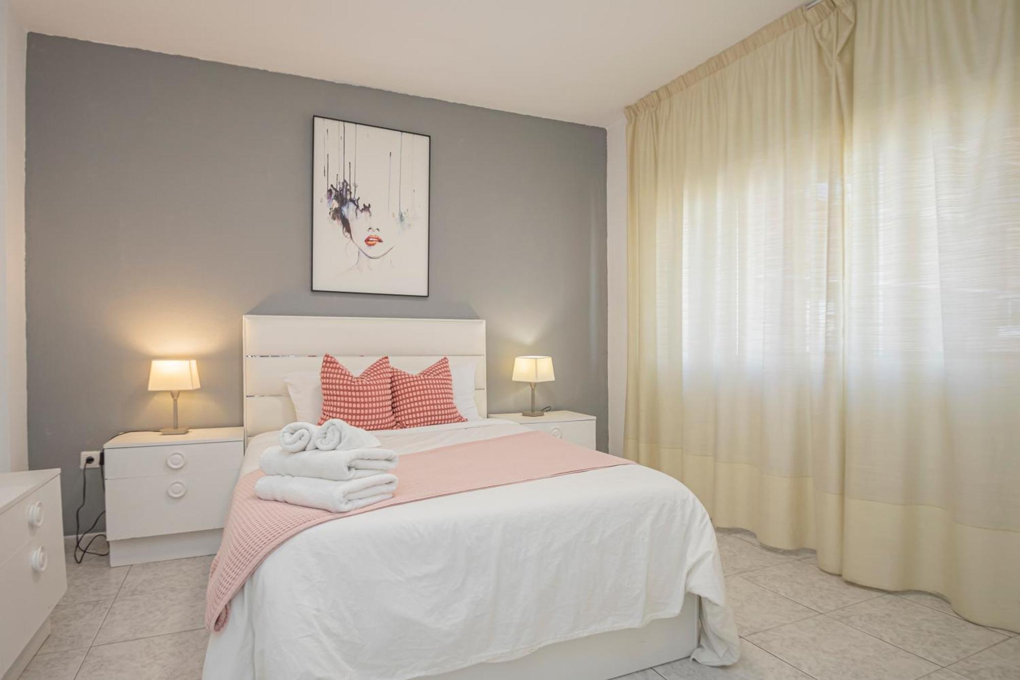 Perfect Getaway In Triana - 15M Walk Giralda Lejlighed Sevilla Eksteriør billede